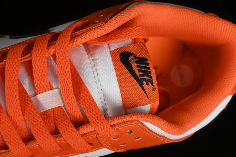 All Categories Nk SB Dunk Series Nk SB Dunk Low Low-top sneakers Nk SB Dunk Low White Orange Black Hook Low-top casual sneakers DH9765-003